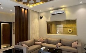 فلل تري سيزون